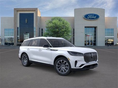 New 2026 Lincoln Aviator Reserve w/ Luxury Package image 7