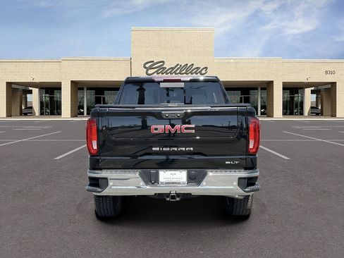 Used 2022 GMC Sierra 1500 SLT w/ SLT Premium Plus Package AWD/4WD image 6