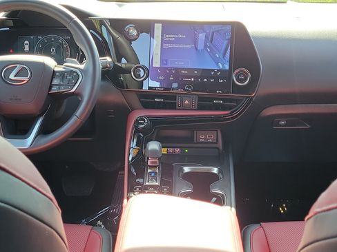 Used 2023 Lexus NX 350 AWD image 16