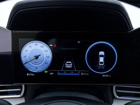 Used 2022 Hyundai Elantra Limited image 35