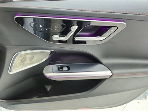 Used 2024 Mercedes-Benz C 63 AMG S image 25