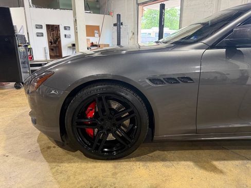 Used 2015 Maserati Quattroporte GTS RWD image 9