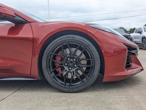 Used 2024 Chevrolet Corvette Z06 image 34