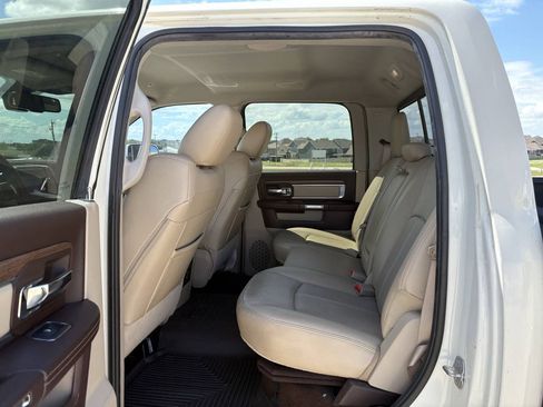 Used 2018 RAM 2500 Laramie AWD/4WD image 13