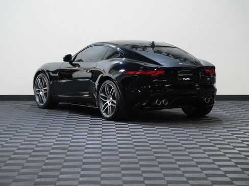 Used 2015 Jaguar F-TYPE R RWD image 8