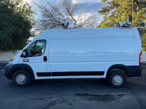 Used 2021 RAM ProMaster 2500 w/ Convenience Group image 4