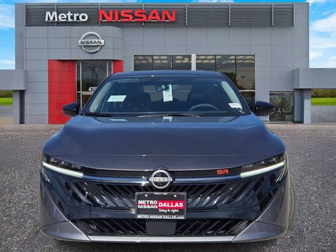 New 2026 Nissan Sentra SR w/ SR Premium Package FWD image 2