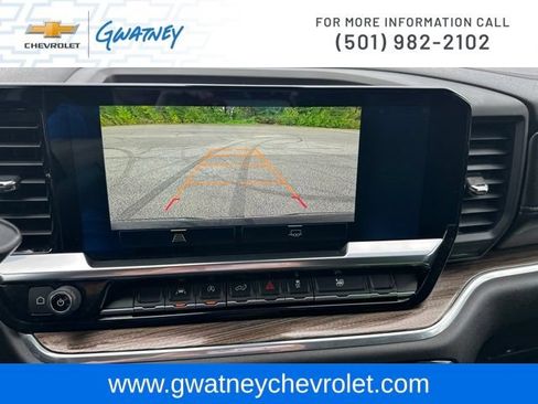 Used 2023 Chevrolet Silverado 1500 LT AWD/4WD image 19
