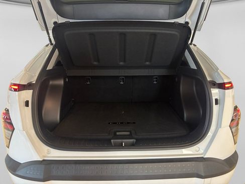 Used 2024 Hyundai Kona SEL FWD image 6