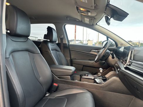 Certified 2023 Kia Sportage EX FWD image 23