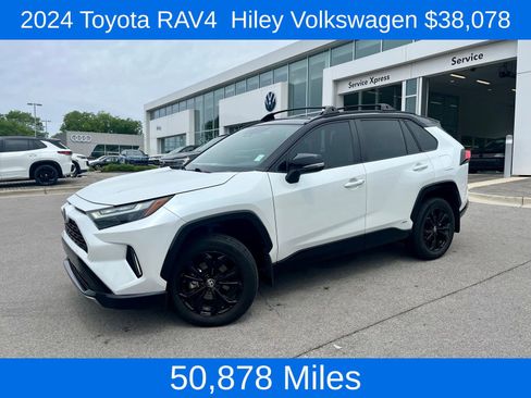 Used 2024 Toyota RAV4 XSE AWD/4WD image 1