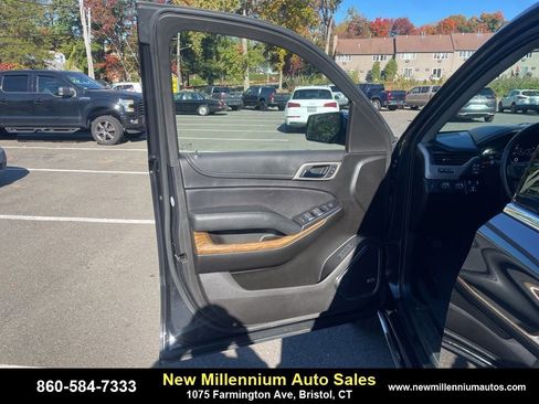 Used 2020 GMC Yukon Denali w/ Denali Ultimate Package image 12