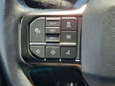 Used 2023 Ford Expedition Platinum AWD/4WD image 28
