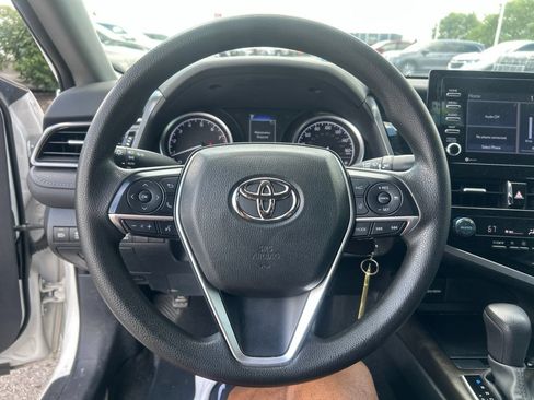 Used 2023 Toyota Camry LE FWD image 17