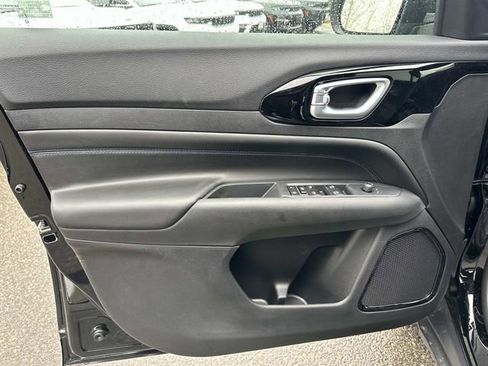 New 2026 Jeep Compass Latitude AWD/4WD image 8