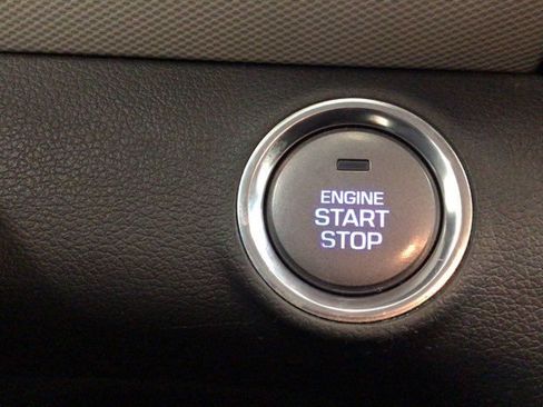 Used 2020 Hyundai Ioniq Blue FWD image 25