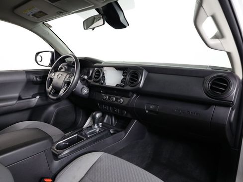 Used 2022 Toyota Tacoma SR RWD image 15