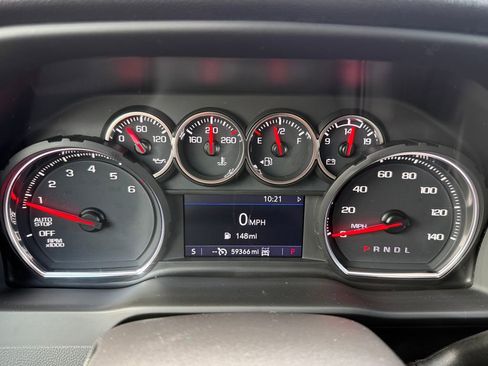 Used 2022 Chevrolet Silverado 1500 LT AWD/4WD image 10