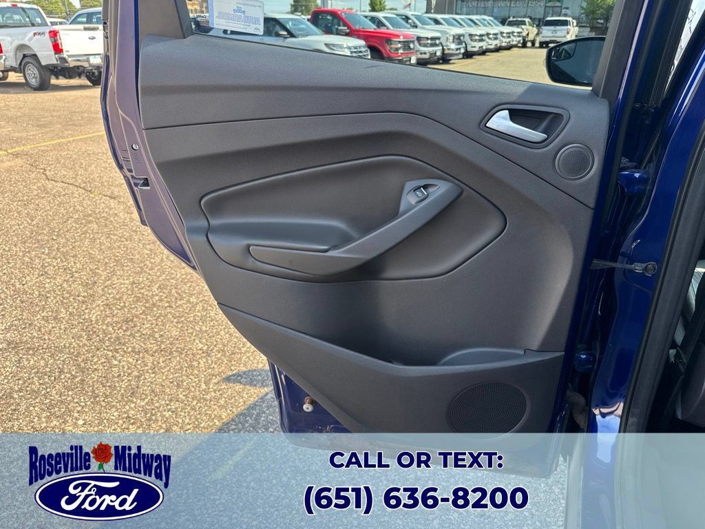 Used 2013 Ford Escape SEL AWD/4WD image 32