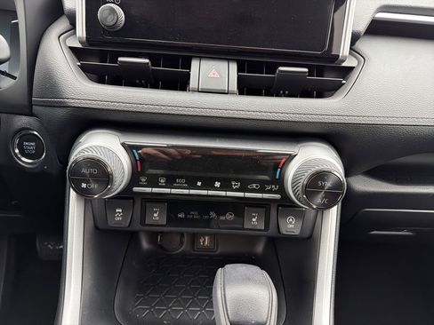 Used 2023 Toyota RAV4 XLE image 20