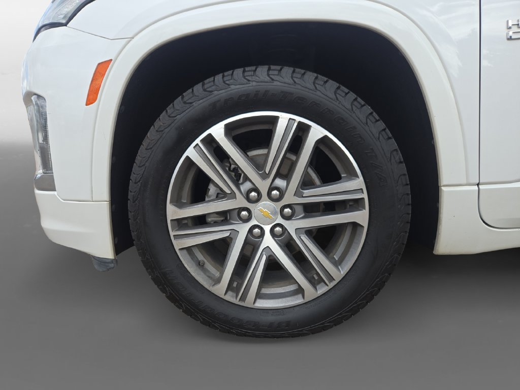 Used 2023 Chevrolet Traverse High Country w/ LPO, Floor Liner Package AWD/4WD image 14