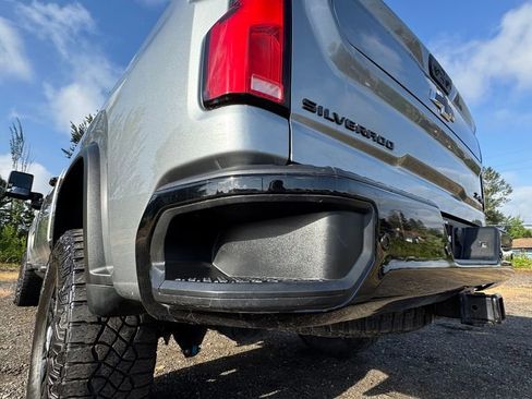 Used 2024 Chevrolet Silverado 2500 ZR2 w/ Technology Package AWD/4WD image 68