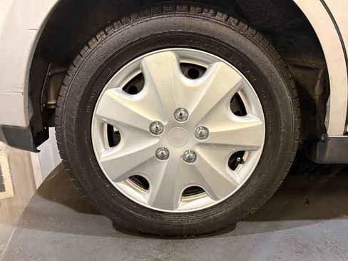 Used 2012 Nissan Versa 1.8 S FWD image 26