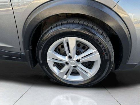 Used 2020 Nissan Kicks S FWD image 51