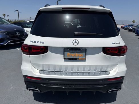 Used 2023 Mercedes-Benz GLB 250 4MATIC image 6