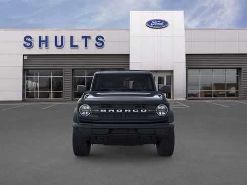New 2025 Ford Bronco 4-Door image 6