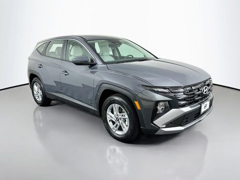 New 2026 Hyundai Tucson SE FWD image 3