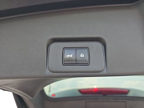 Used 2021 Nissan Rogue Platinum FWD image 34