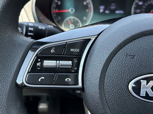 Used 2020 Kia Optima LX image 18