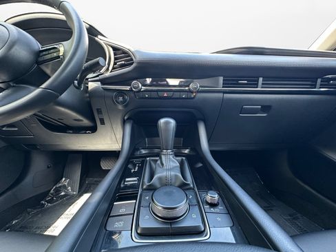 Used 2025 MAZDA MAZDA3 s FWD image 12