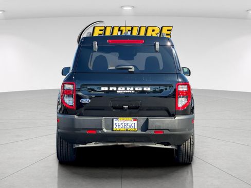 Certified 2023 Ford Bronco Sport Outer Banks w/ Tech Package AWD/4WD image 4