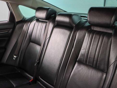 Used 2021 Honda Accord Touring image 25