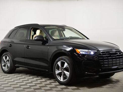 Certified 2025 Audi Q5 Premium image 6