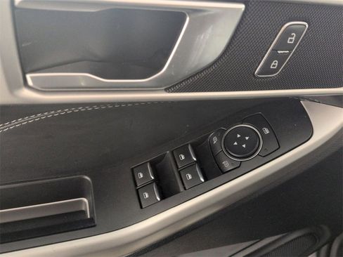 Used 2023 Ford Explorer XLT w/ Equipment Group 202A image 15