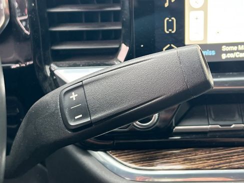 Used 2023 GMC Sierra 1500 Elevation image 23