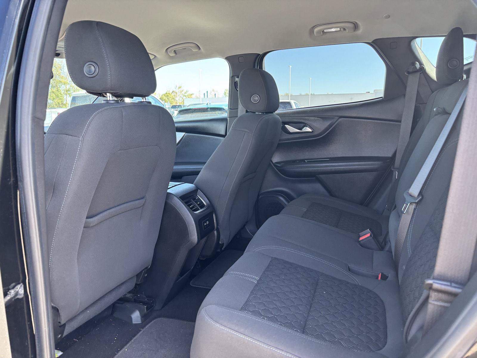 Used 2021 Chevrolet Blazer LT FWD image 17