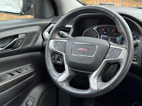 Used 2017 GMC Acadia SLT image 12
