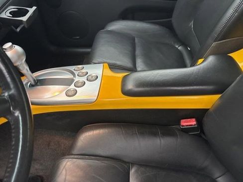 Used 2005 Chevrolet SSR w/ Preferred Equipment Group image 20