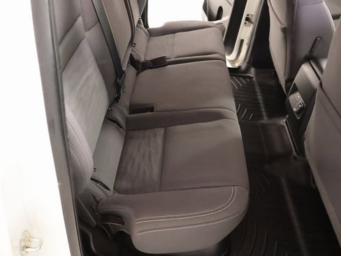 Used 2022 Nissan Frontier SV image 14