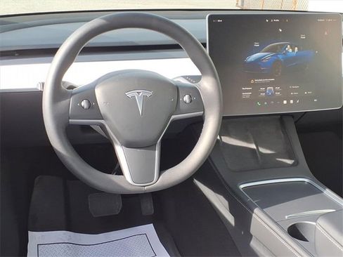 Used 2023 Tesla Model Y Long Range image 13