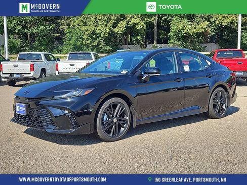New 2026 Toyota Camry Hybrid AWD/4WD image 1