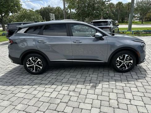 Used 2024 Kia Sportage EX FWD image 14
