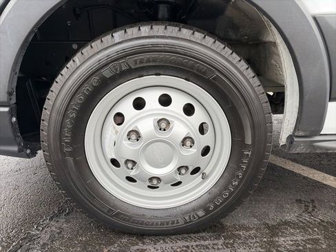 Used 2023 Ford Transit 250 Medium Roof AWD w/ Load Area Protection Package image 12