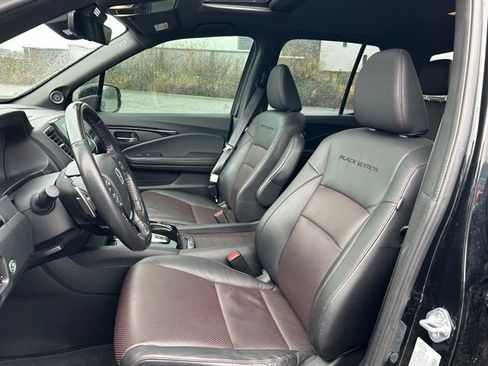 Used 2023 Honda Ridgeline Black Edition image 12