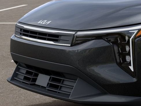 New 2026 Kia K4 FWD image 12