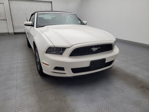 Used 2013 Ford Mustang Premium image 14